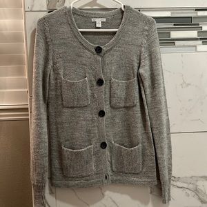 Gap sweater